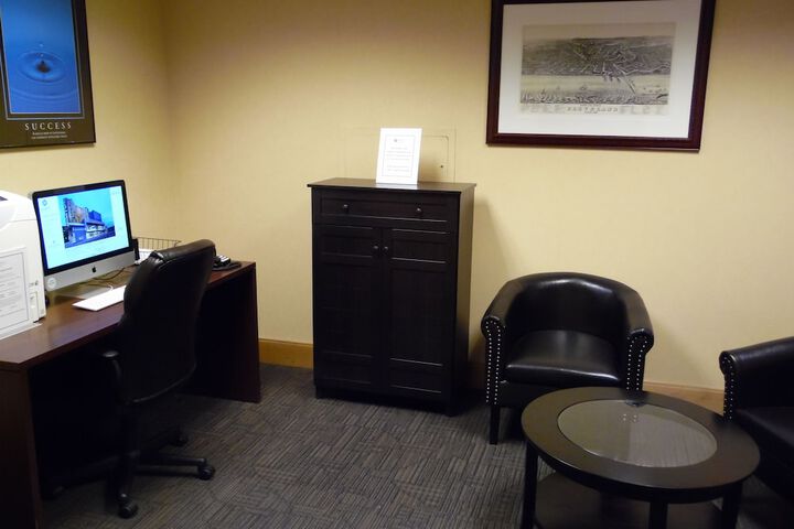 Business Center 33 of 33