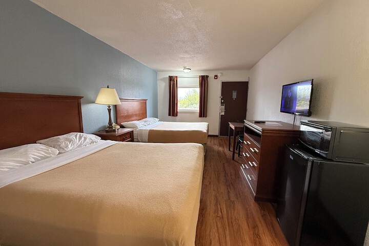 Room 10 of 15
