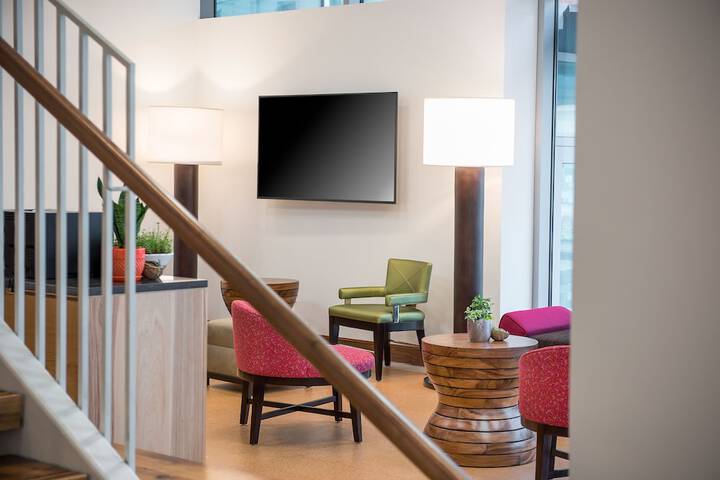 Hotel Interior 4 of 27