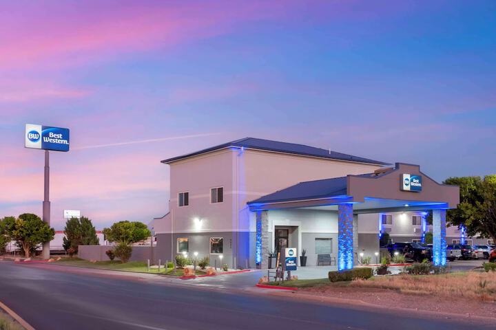 Hotel 3 of 25