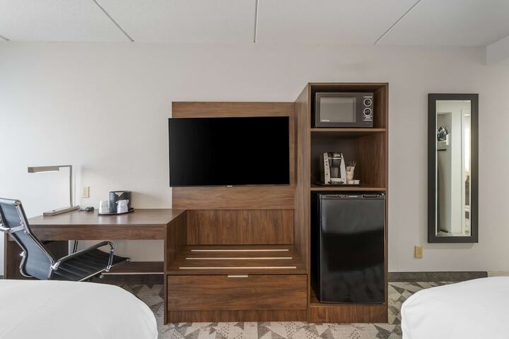 Room 15 of 31