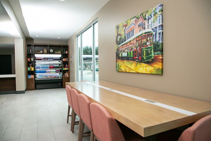 Holiday Inn Metairie New Orleans by IHG
