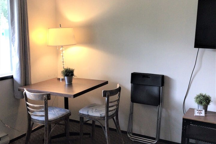 Room 30 of 44