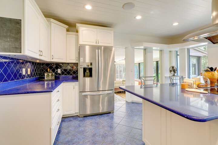 Florida Retreat w / Patio Boat Dock & Shuffleboard