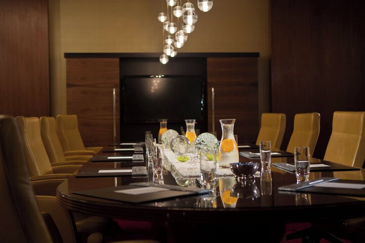 Renaissance Newark Airport Hotel