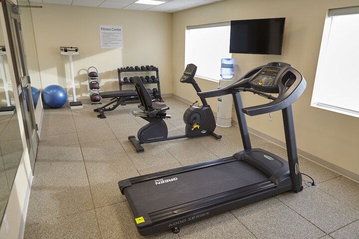 Holiday Inn Express & Suites Tahlequah by IHG