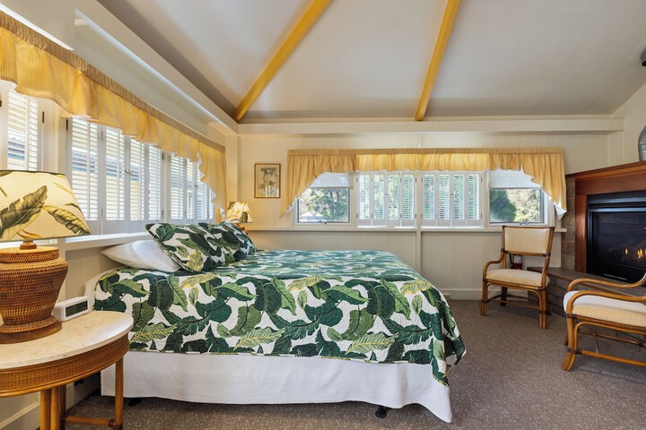 Kilauea Lodge and Restaurant