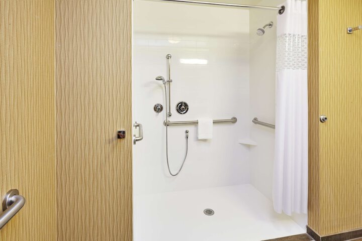 Hampton Inn & Suites Milwaukee / Franklin