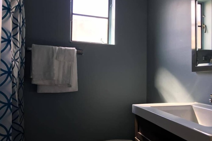 Room 16 of 22
