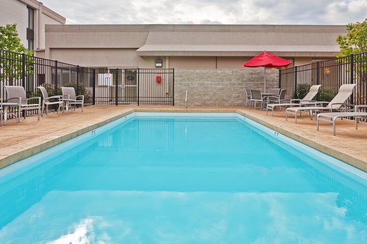 Pool 5 of 30