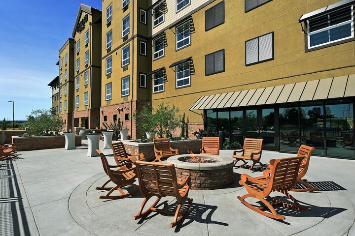 Oxford Suites Paso Robles