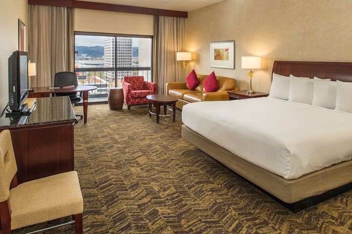Room 50 of 116