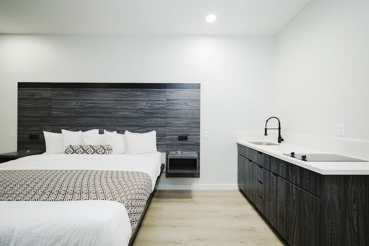 Room 28 of 70