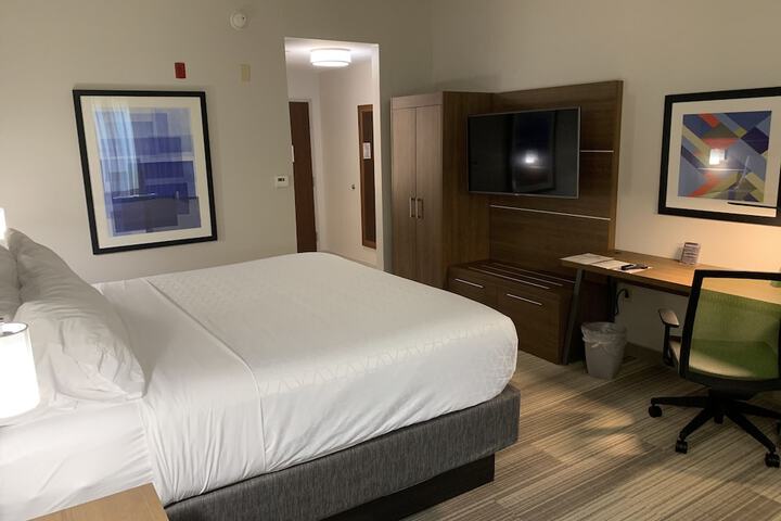 Holiday Inn Express Hotel & Suites Memphis / Germantown by IHG
