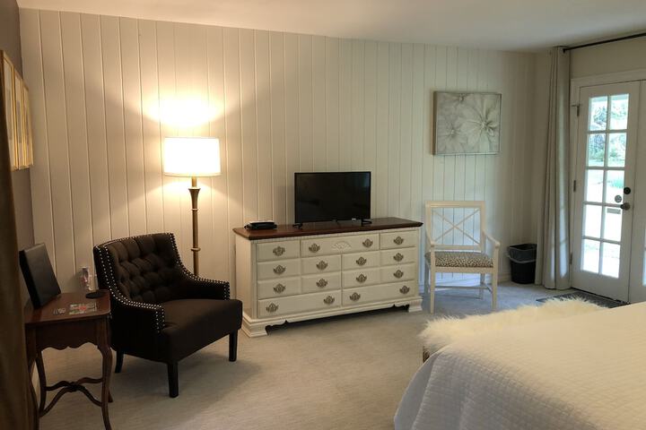 Greenwood Plantation B & B