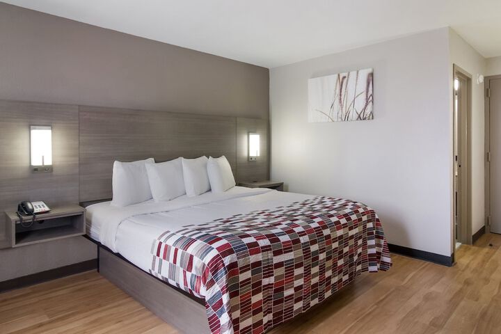 Room 18 of 34