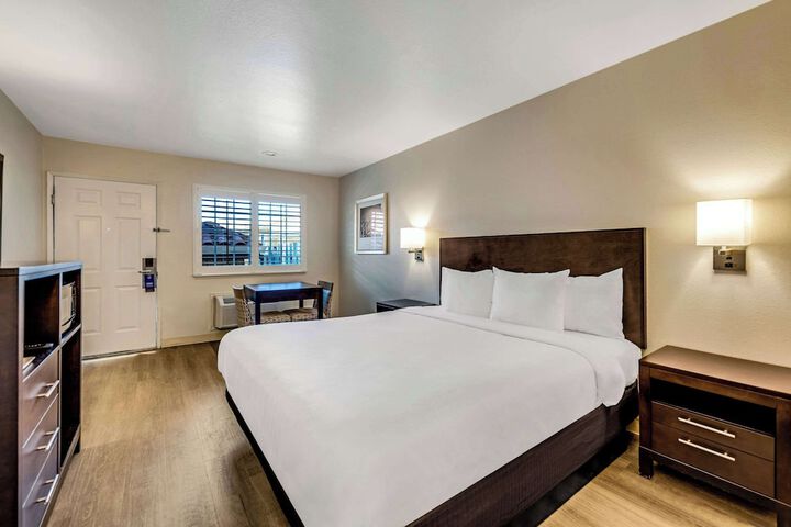 Room 18 of 44