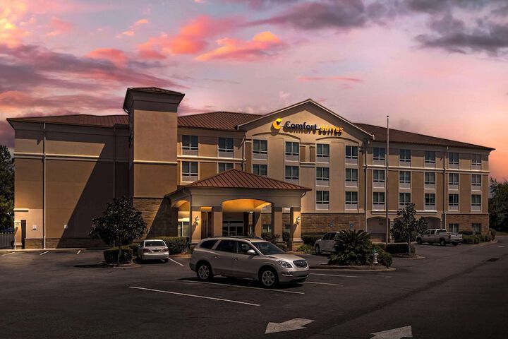 Comfort Suites Valdosta Mall Area