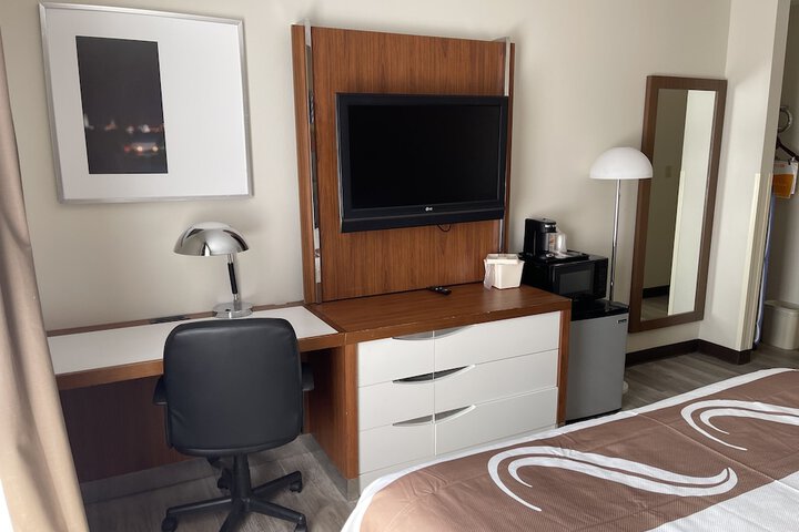Room 22 of 40