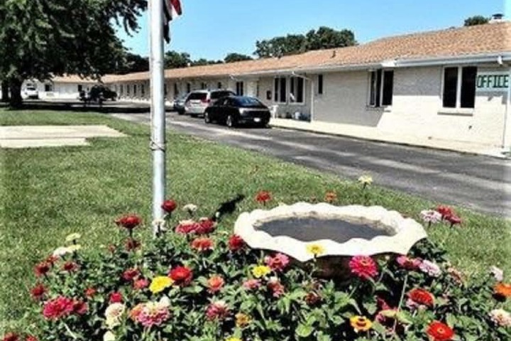 All Seasons Motel