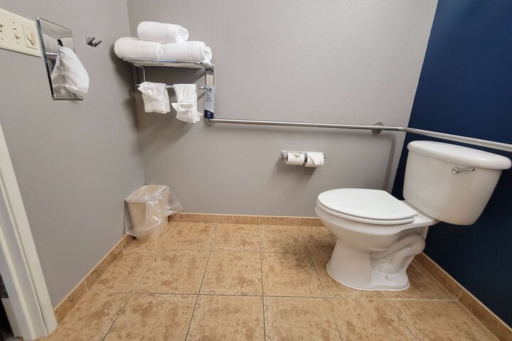 Room 12 of 54
