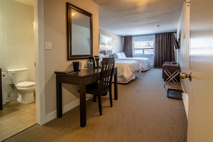 Room 11 of 36