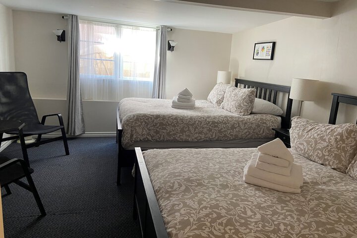 Room 30 of 43