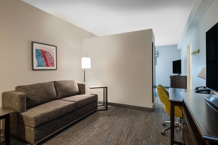 Room 36 of 51