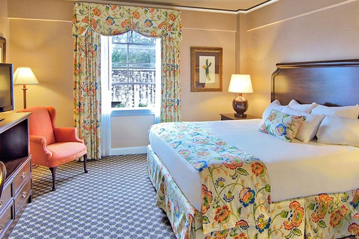 Room 47 of 69