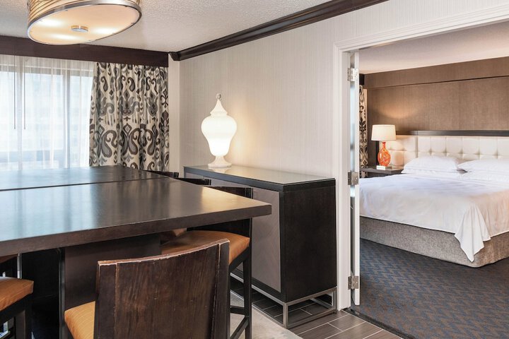 Room 26 of 110