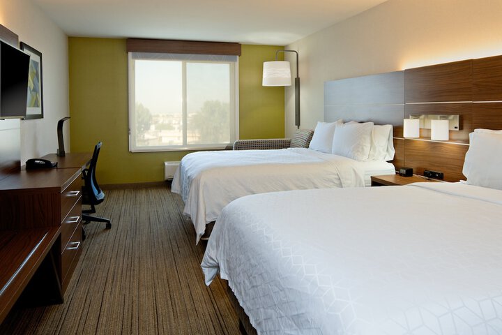 Room 14 of 35