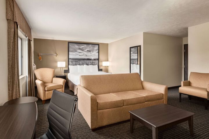 Room 15 of 35