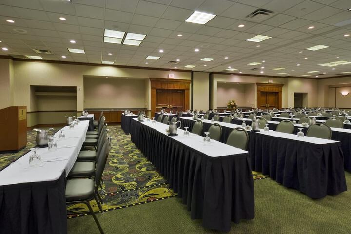 Embassy Suites by Hilton Lexington / UK Coldstream