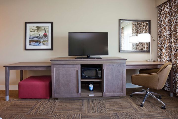 Room 19 of 32