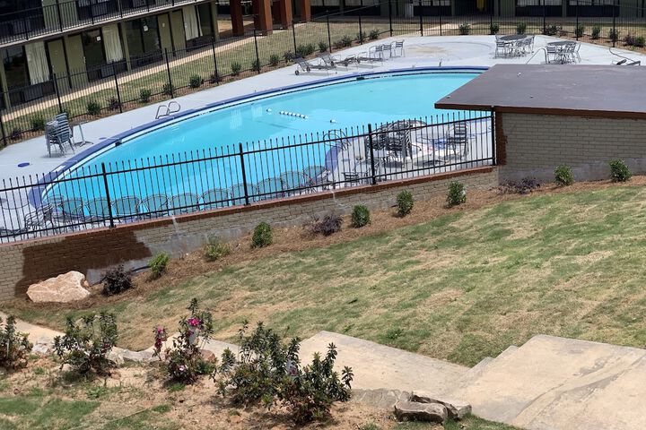 Pool 2 of 10
