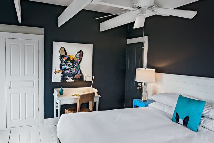 Room 22 of 31