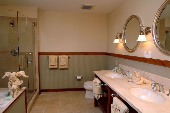 Room 52 of 164