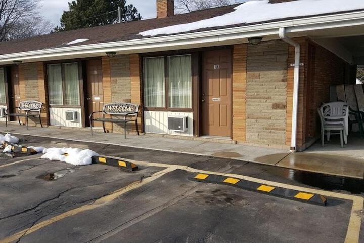 Hotel 5 of 28