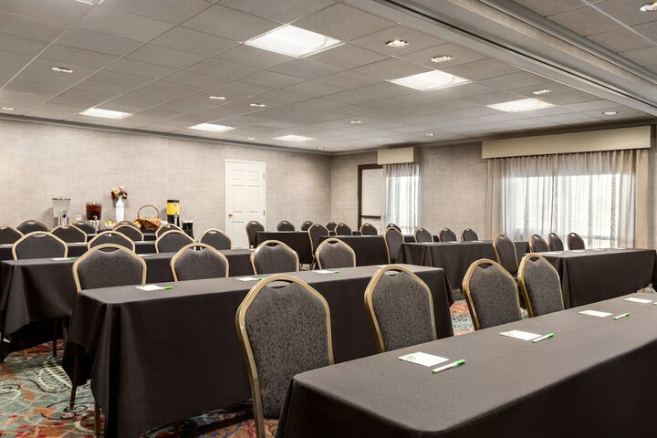 Holiday Inn Hotel & Suites Council Bluffs I-29 by IHG