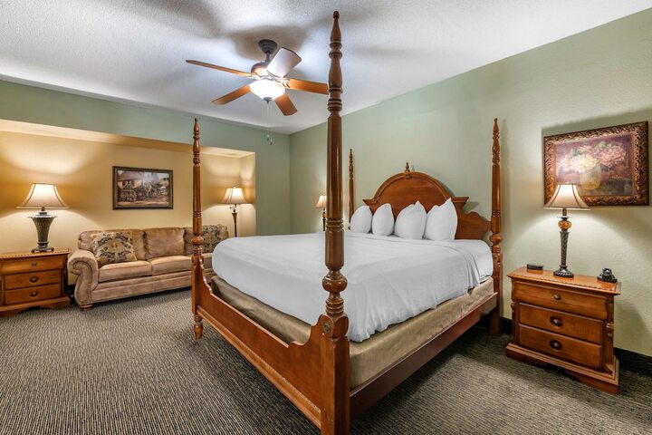 Room 22 of 39