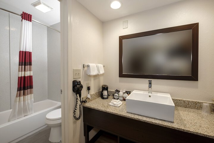 Room 22 of 45