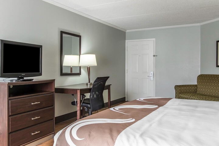 Room 18 of 31