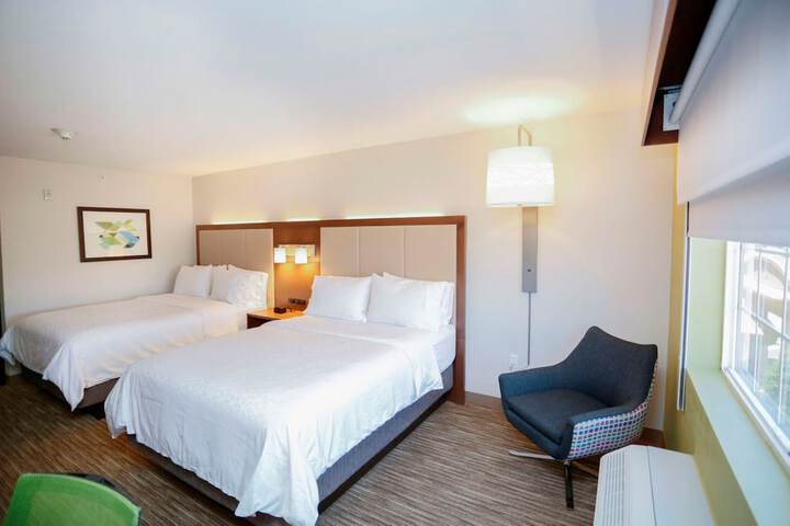 Holiday Inn Express Carlsbad by IHG