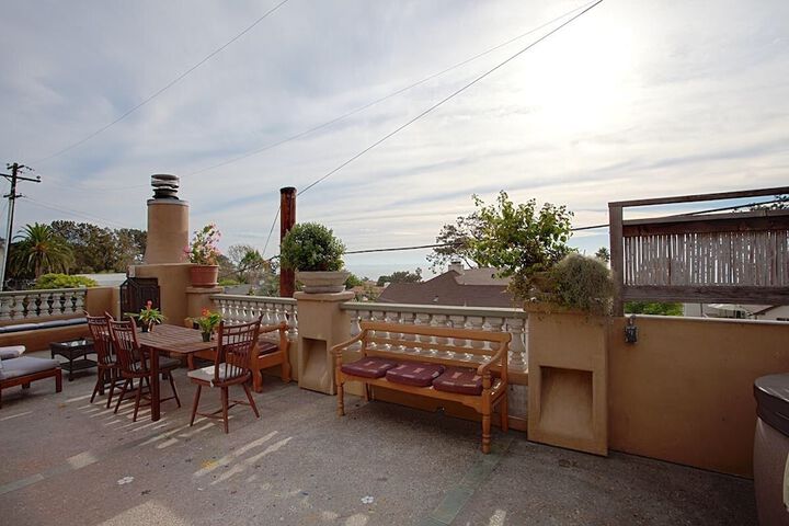 Terrace/Patio 21 of 32