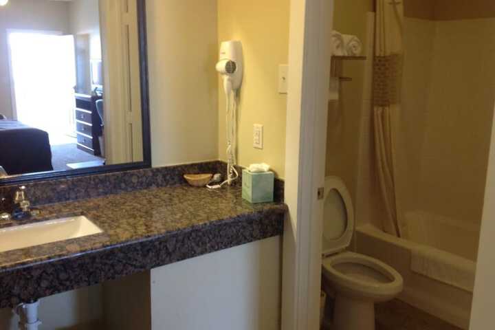 Room 17 of 21