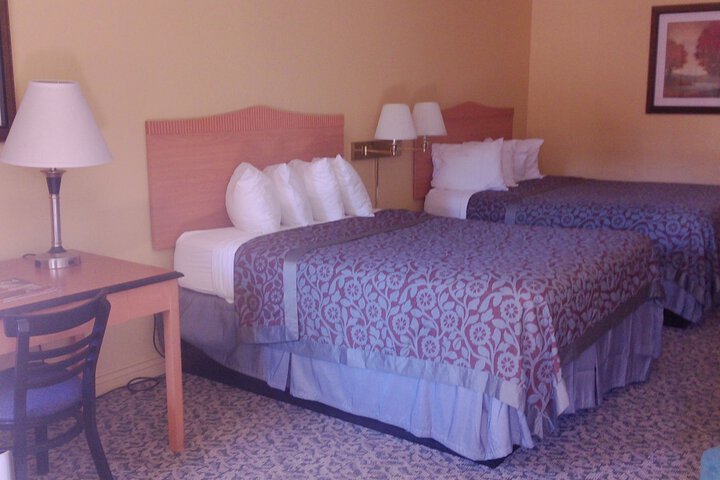 Room 60 of 95