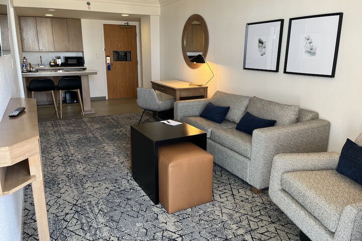 Room 47 of 152
