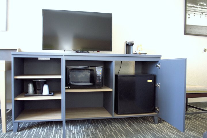 Room 13 of 24