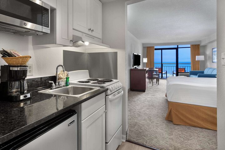 Best Western Ocean Sands Beach Resort