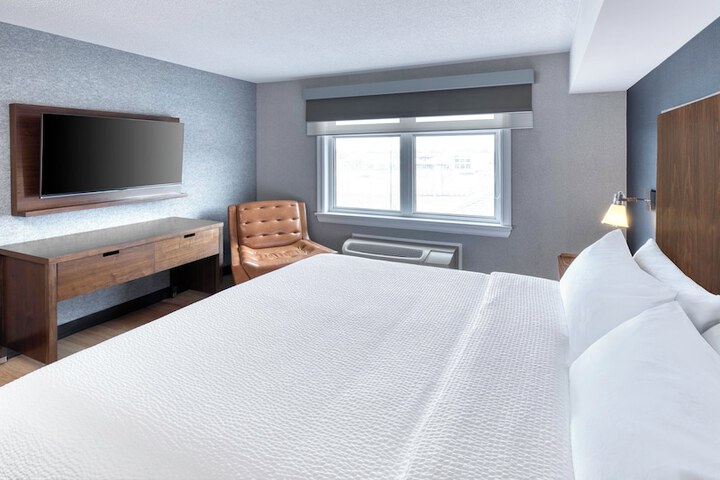 Four Points by Sheraton Barrie